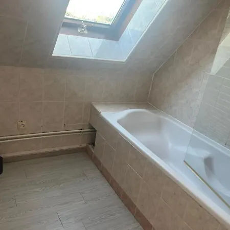 Maison * Bourg-Achard
